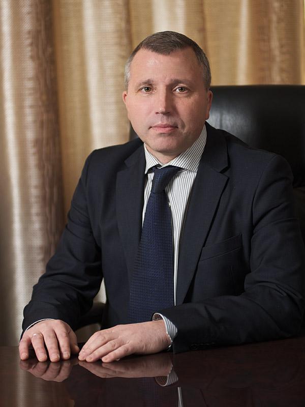 Игорь Сурин